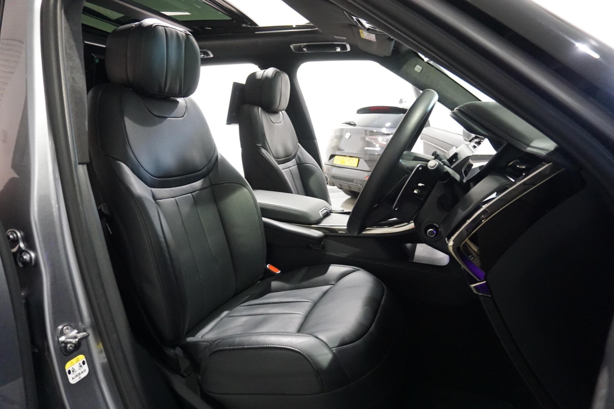 Land Rover Range Rover Sport 3.0 D300 MHEV Autobiography SUV 5dr Diesel Auto 4WD Euro 6 (s/s) (300 ps)